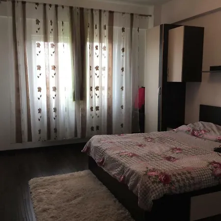 Apartament Complet Utilat Si Mobilat ! Διαμέρισμα Βουκουρέστι