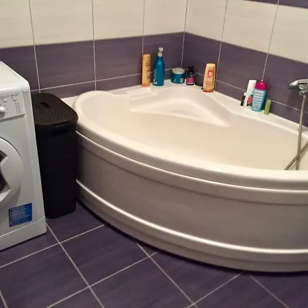 Apartament Complet Utilat Si Mobilat !